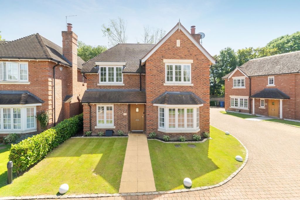 Property photo 1 of 13