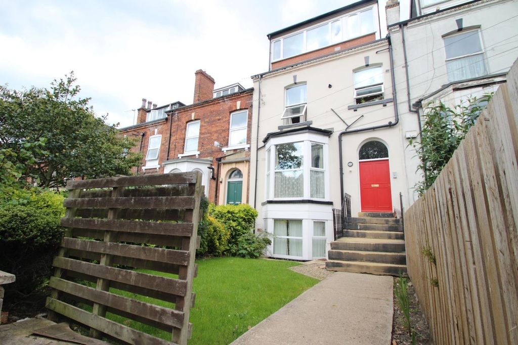 Property photo 1 of 6 Picture No. 08