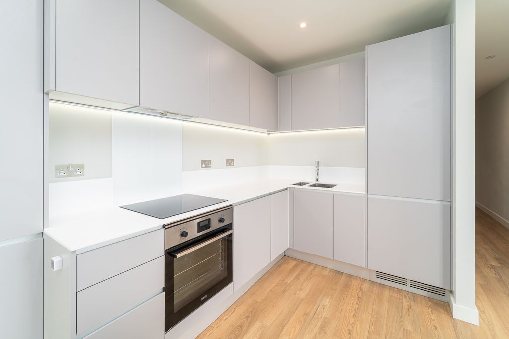 Property photo 3 of 9 Ndb09942-Edit
