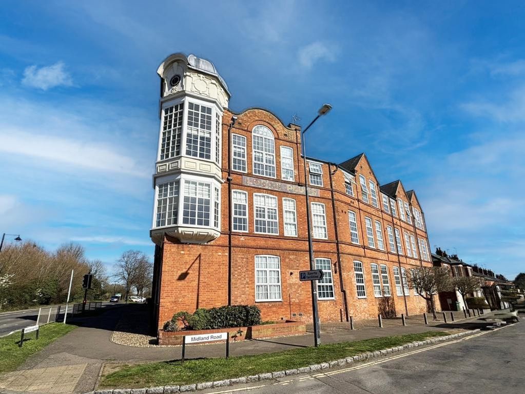 Property photo 1 of 11