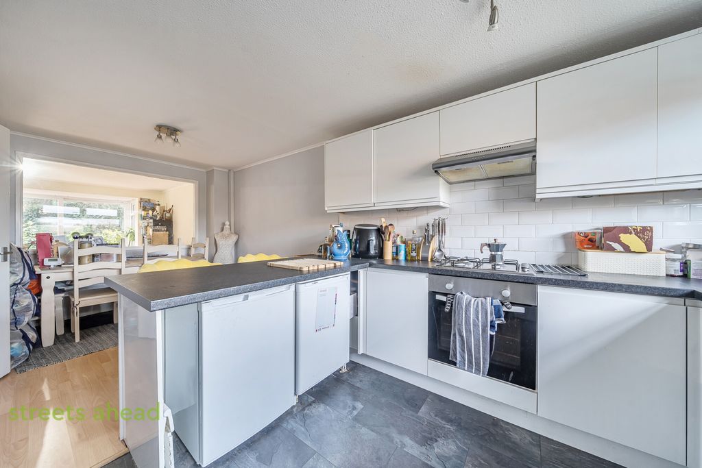 Property photo 3 of 21 9A0Fa11B-d5c1-4Dd...