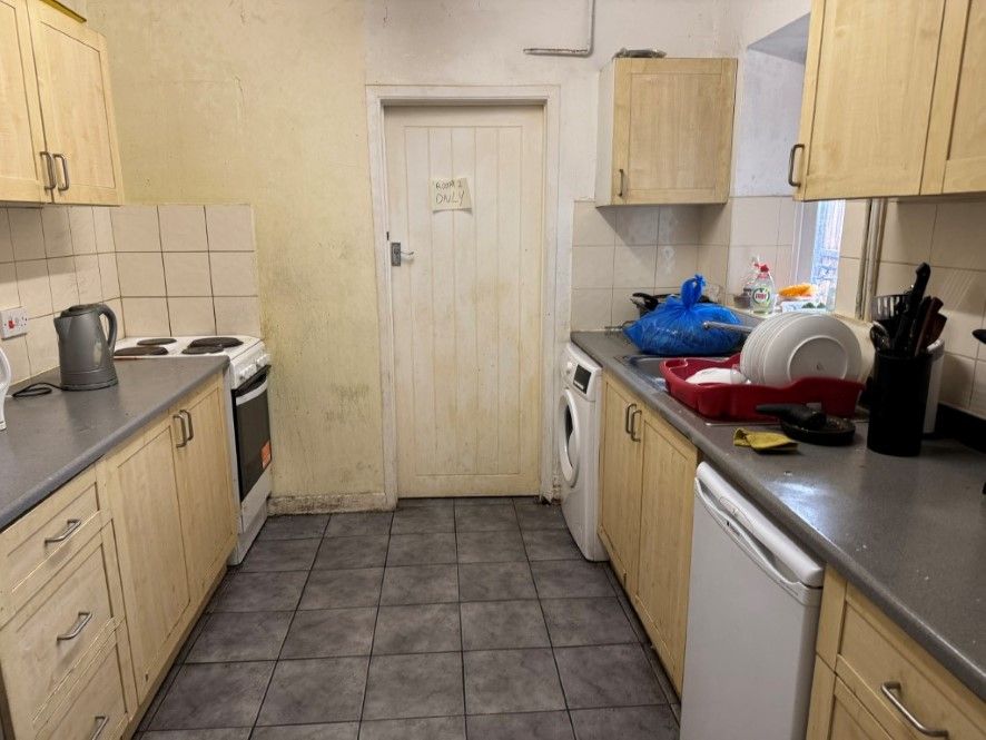 Property photo 3 of 5