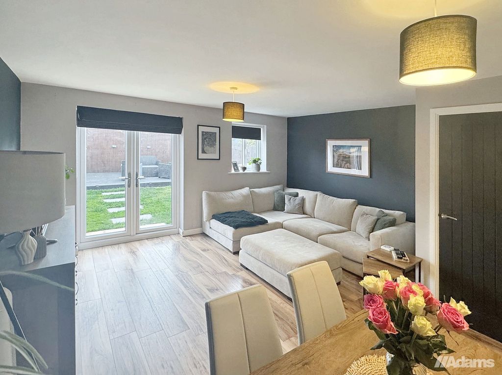 Property photo 2 of 22