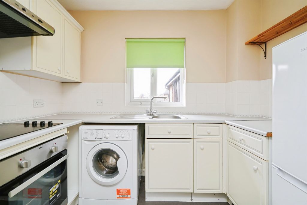 Property photo 2 of 16