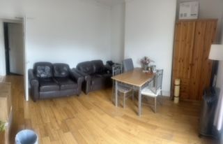 Property photo 2 of 8