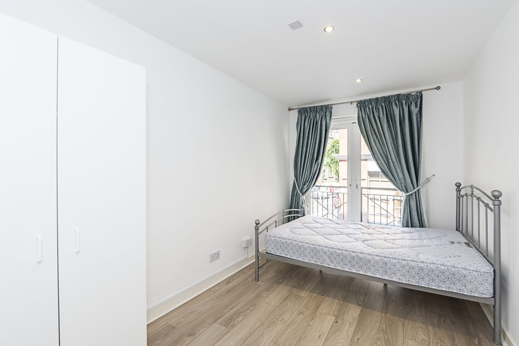 Property photo 3 of 11 Lafone (1).Jpg