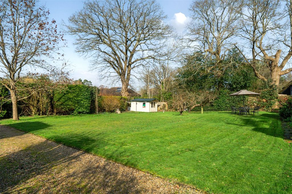 Property photo 2 of 24 Picture No. 28
