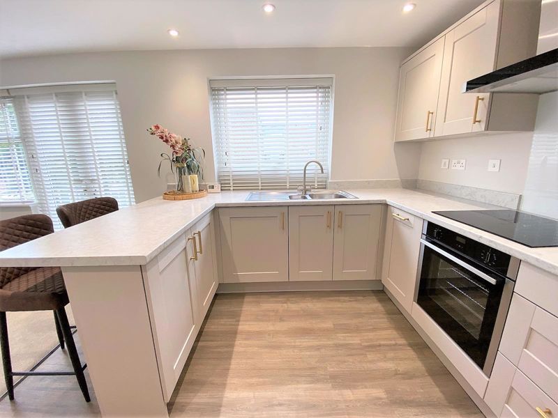 Property photo 2 of 8 Photo 15