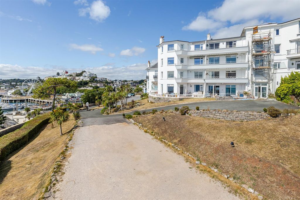 Property photo 2 of 18 A01 - 7 Park Hall, Park Hill Road, Torquay - 25072