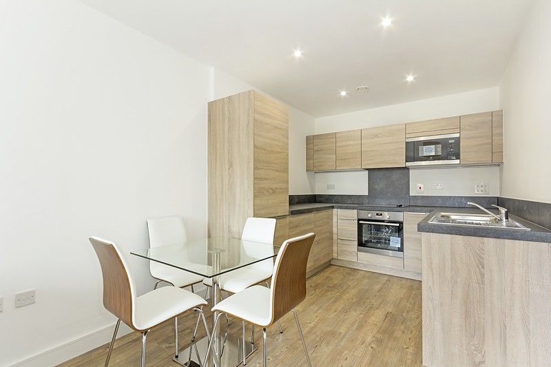 Property photo 3 of 6 Kitchen