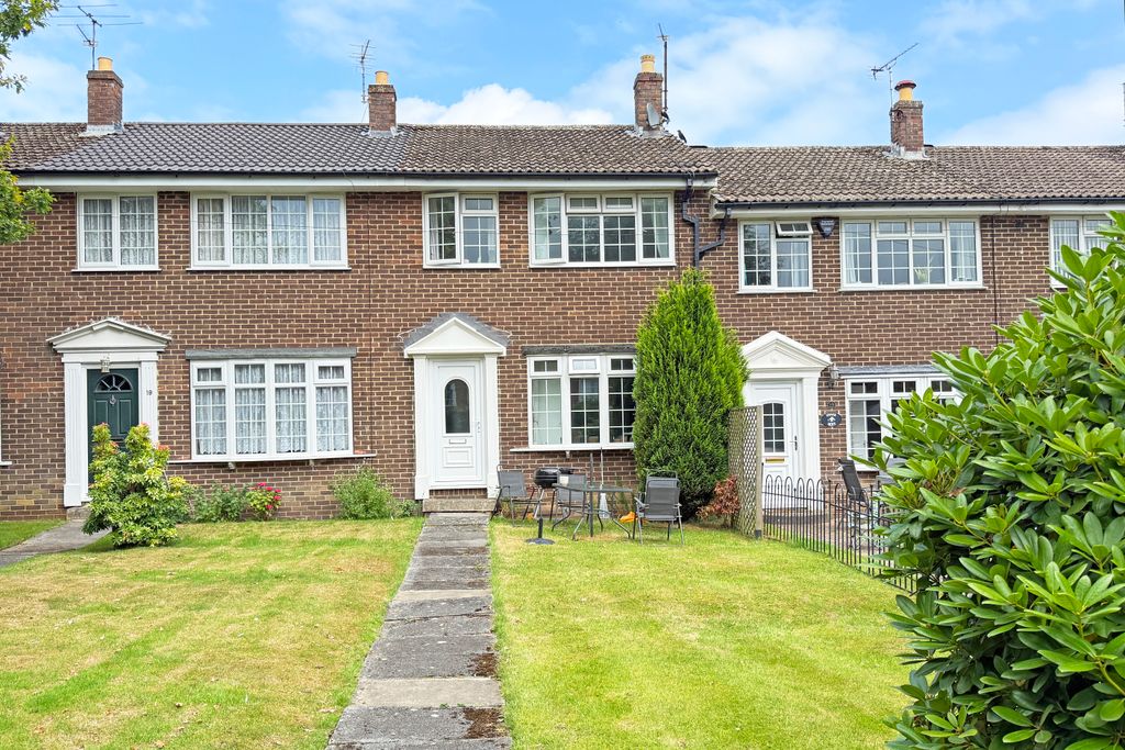Property photo 1 of 8