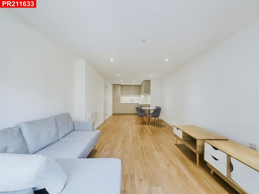 Property photo 3 of 11