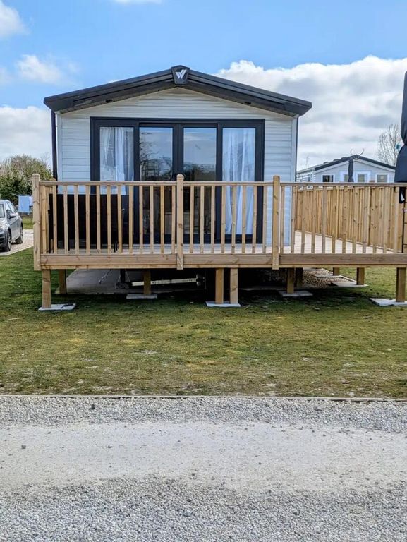 Property photo 1 of 9 Main Photo