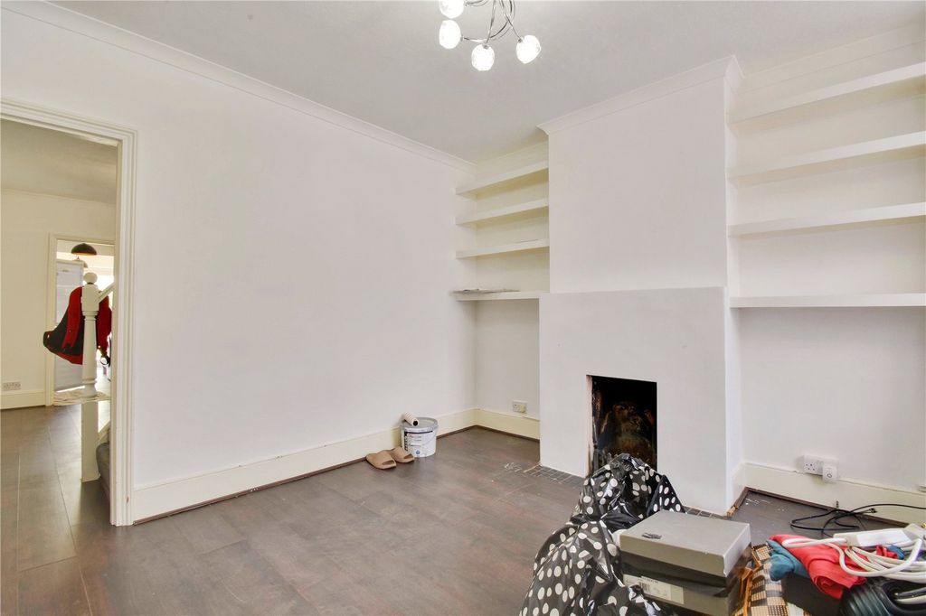 Property photo 2 of 12 Picture No. 02