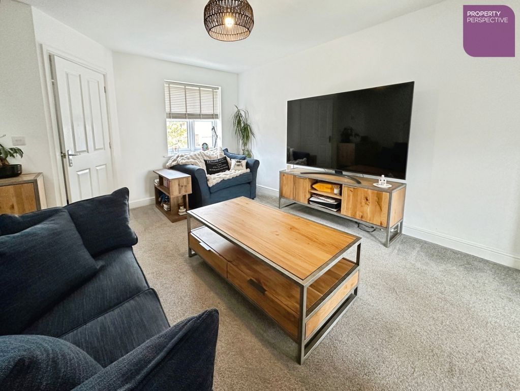 Property photo 3 of 12 Pbox-Img.Jpg