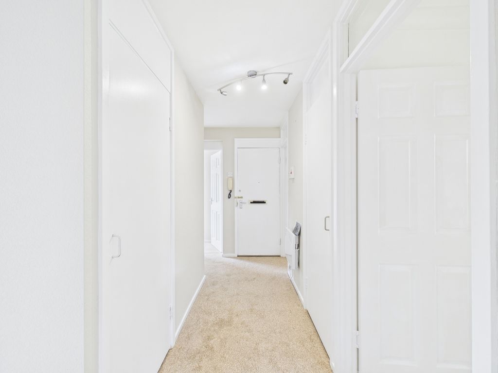 Property photo 2 of 22 Cam02023G0-Pr0176-Still019