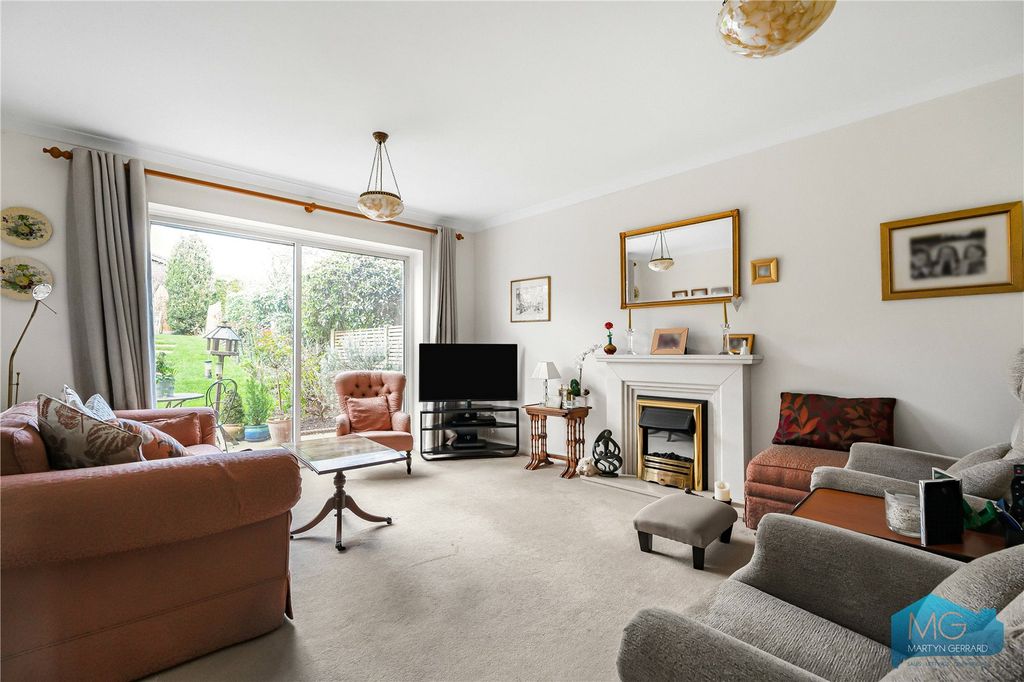 Property photo 3 of 26 Picture No. 02