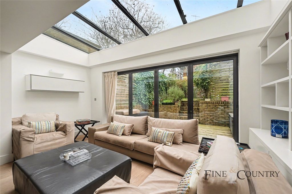 Property photo 1 of 12 Picture No. 05