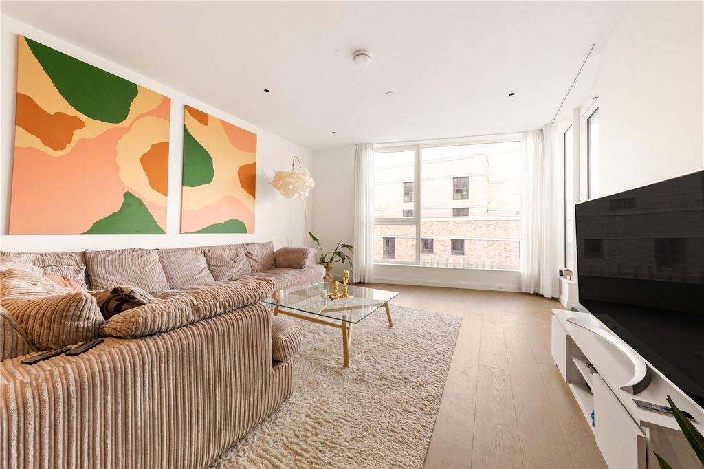 Property photo 2 of 11 Picture No. 38