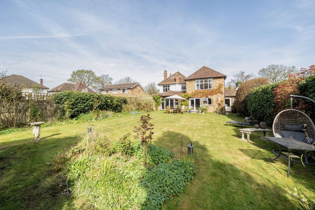 Property photo 2 of 13