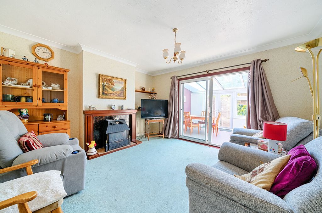 Property photo 2 of 22 1296612-19-682B53...
