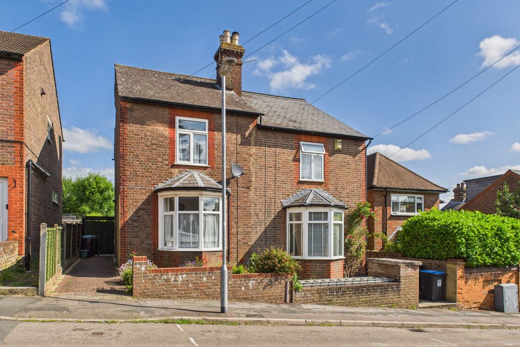 Property photo 1 of 18