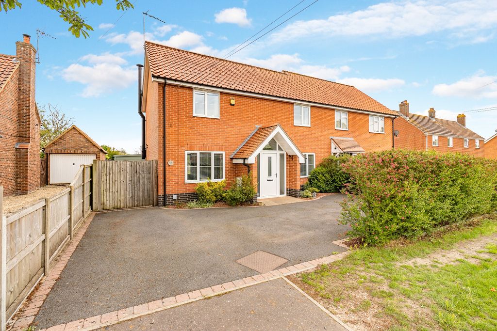 Property photo 1 of 26 5218421