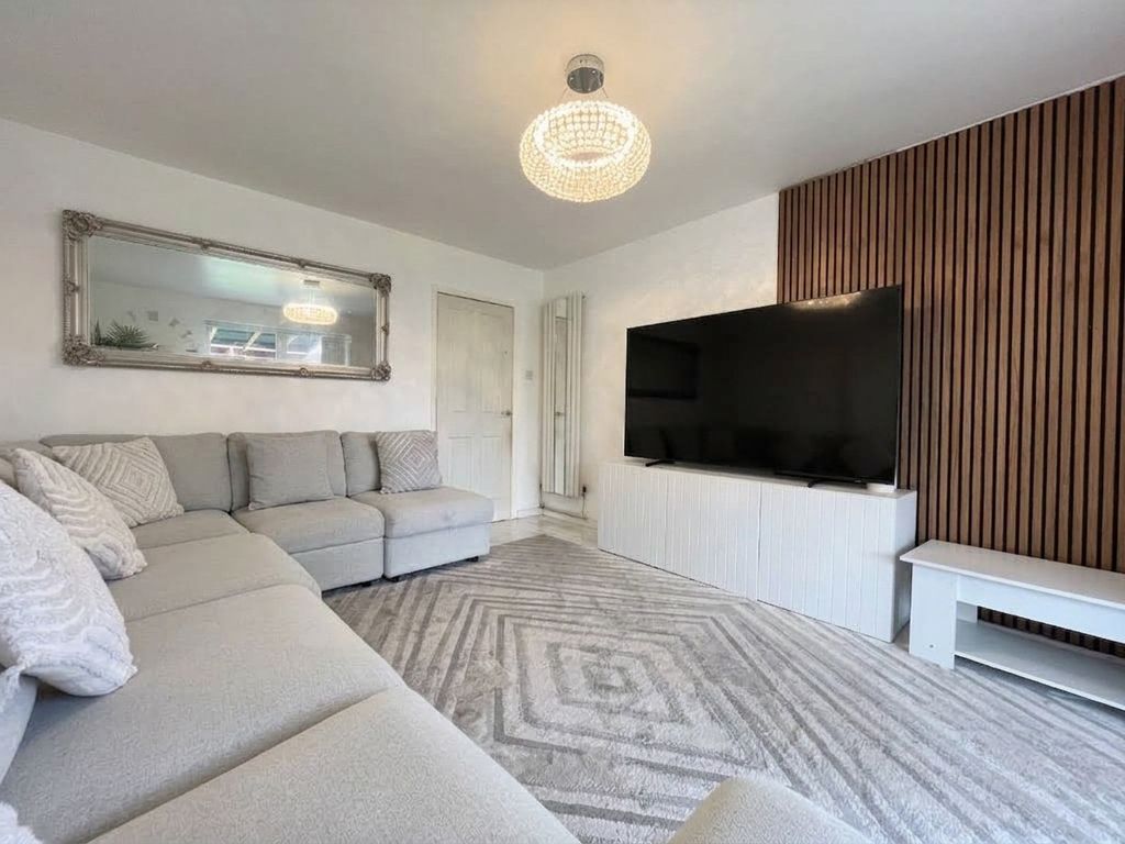 Property photo 3 of 12 5424614