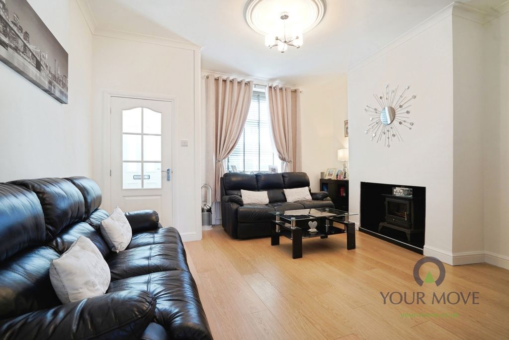Property photo 2 of 13 Pbox-Img.Jpg