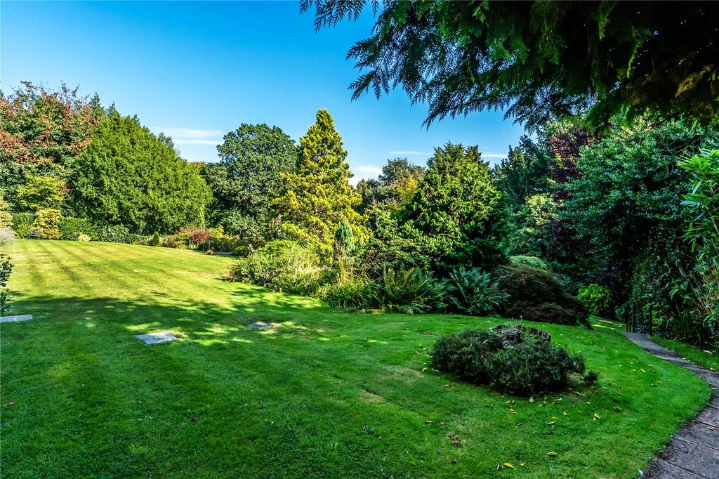 Additional image 15 of 3 bed flat for saleWest Hill, Oxted, Surrey RH8