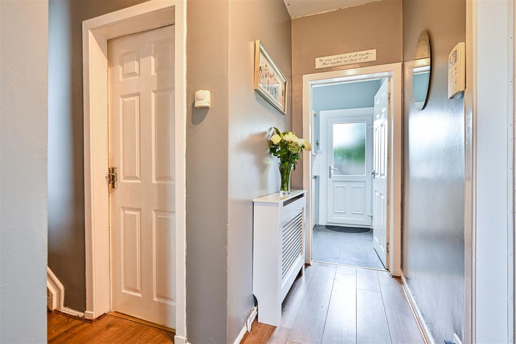 Property photo 3 of 17 3.Jpg