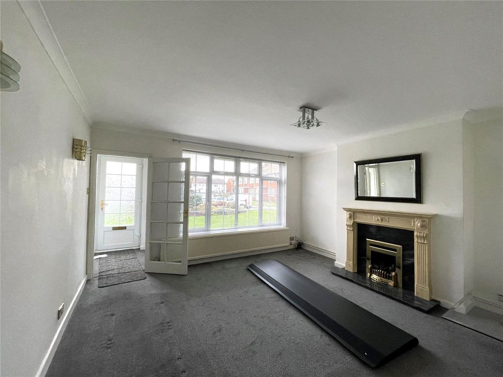Property photo 1 of 8 Picture No. 17