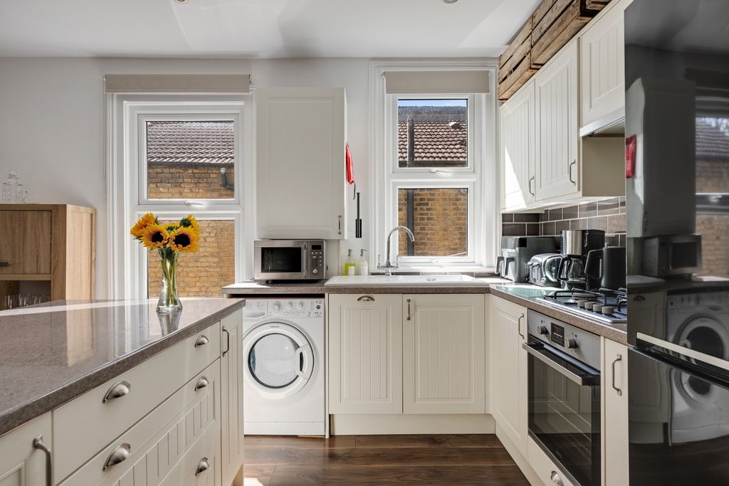 Property photo 3 of 15 5007893