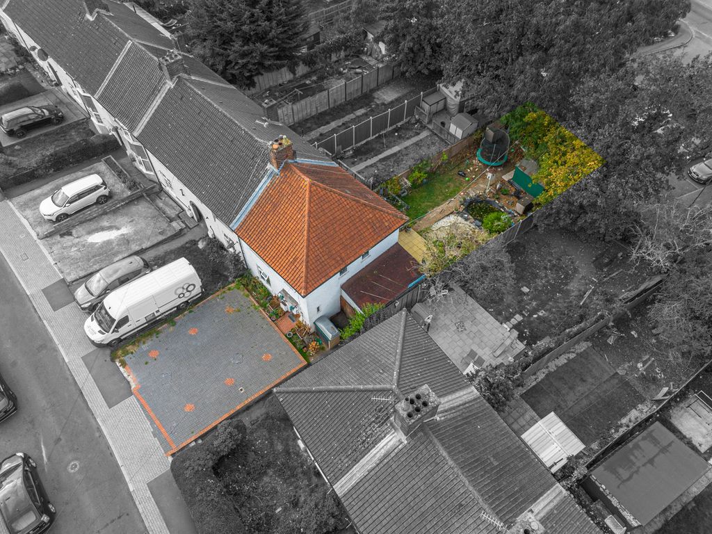 Property photo 1 of 21
