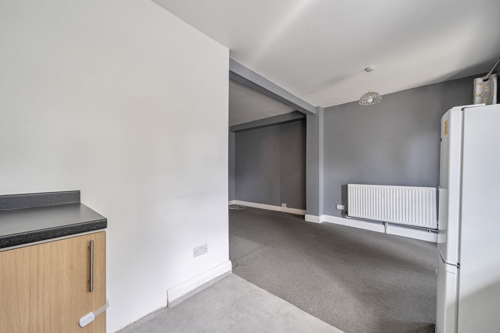 Property photo 3 of 17 1447758 (9).Jpg