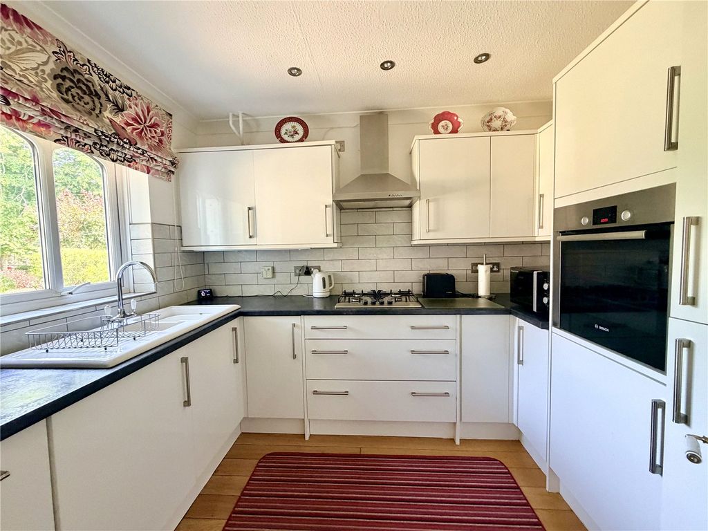 Property photo 2 of 12 Picture No. 04