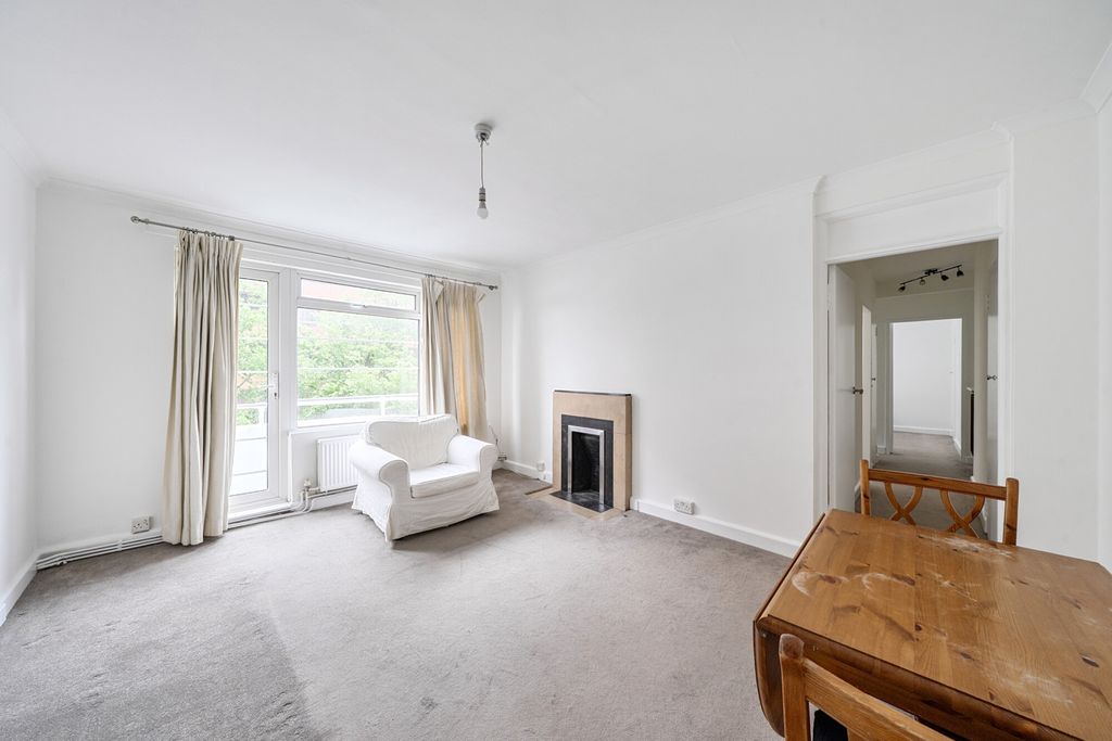 Property photo 3 of 13 1455256-15-69Fcb5...
