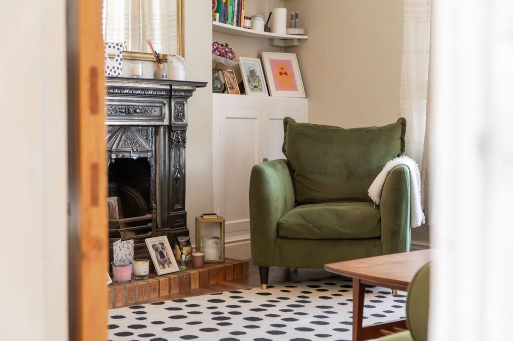 Property photo 3 of 23