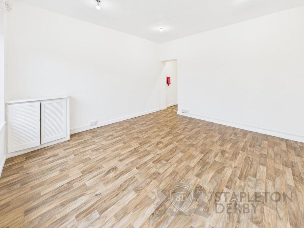 Property photo 3 of 7 Cam04709G0-Pr0259-Still004.Jpg