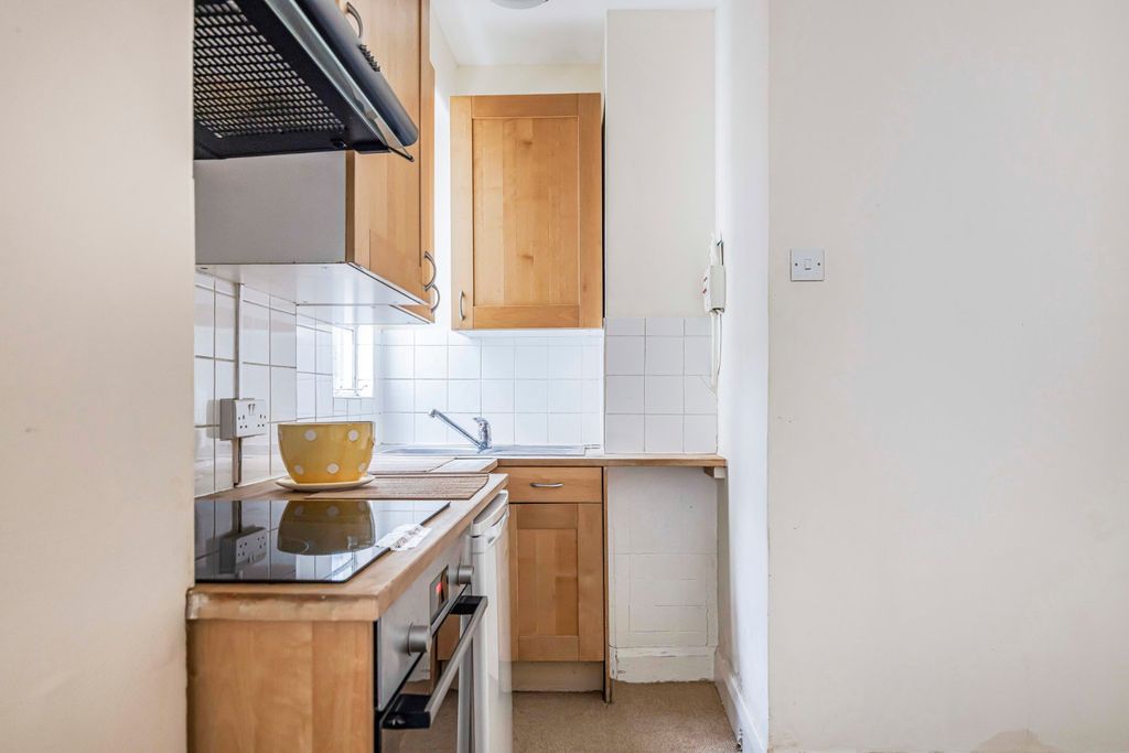 Property photo 3 of 11 Picture 3