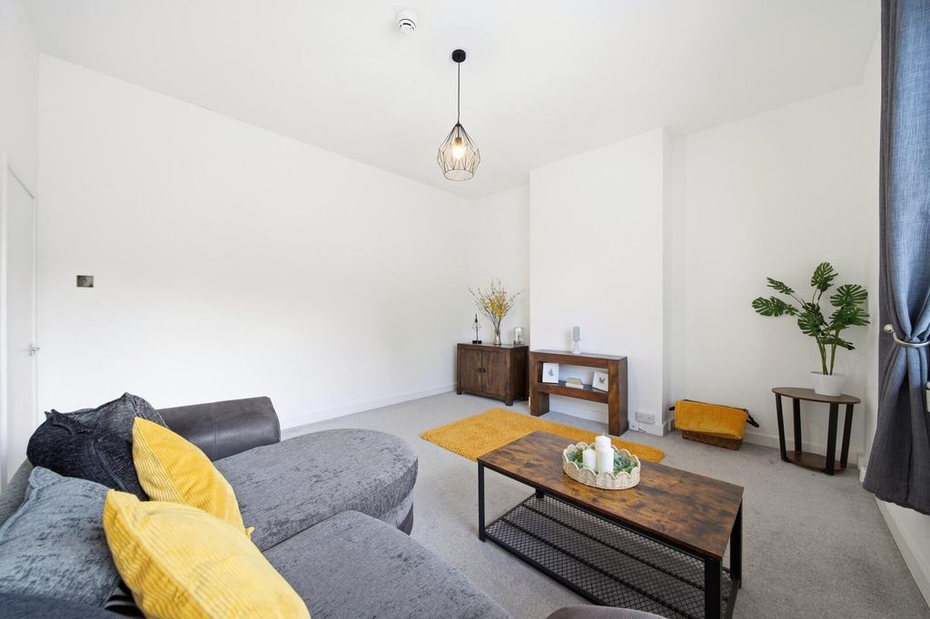 Property photo 3 of 13 Living Room