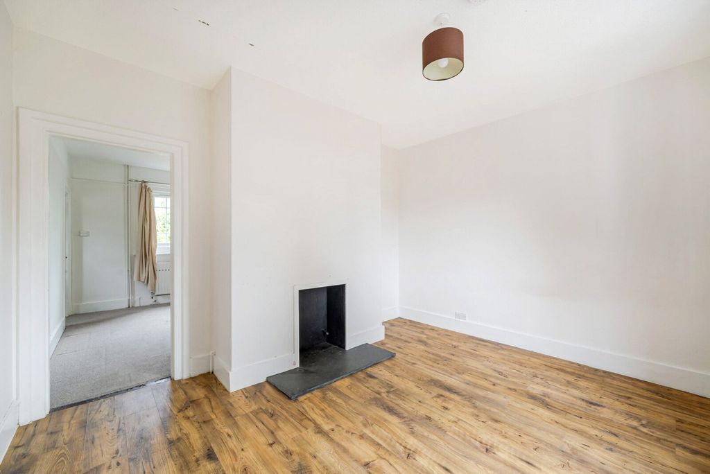 Property photo 3 of 20 1494305-20-6A5611...