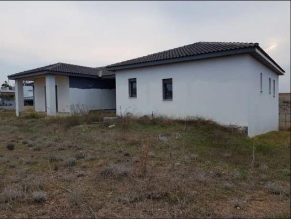 Property photo 2 of 6