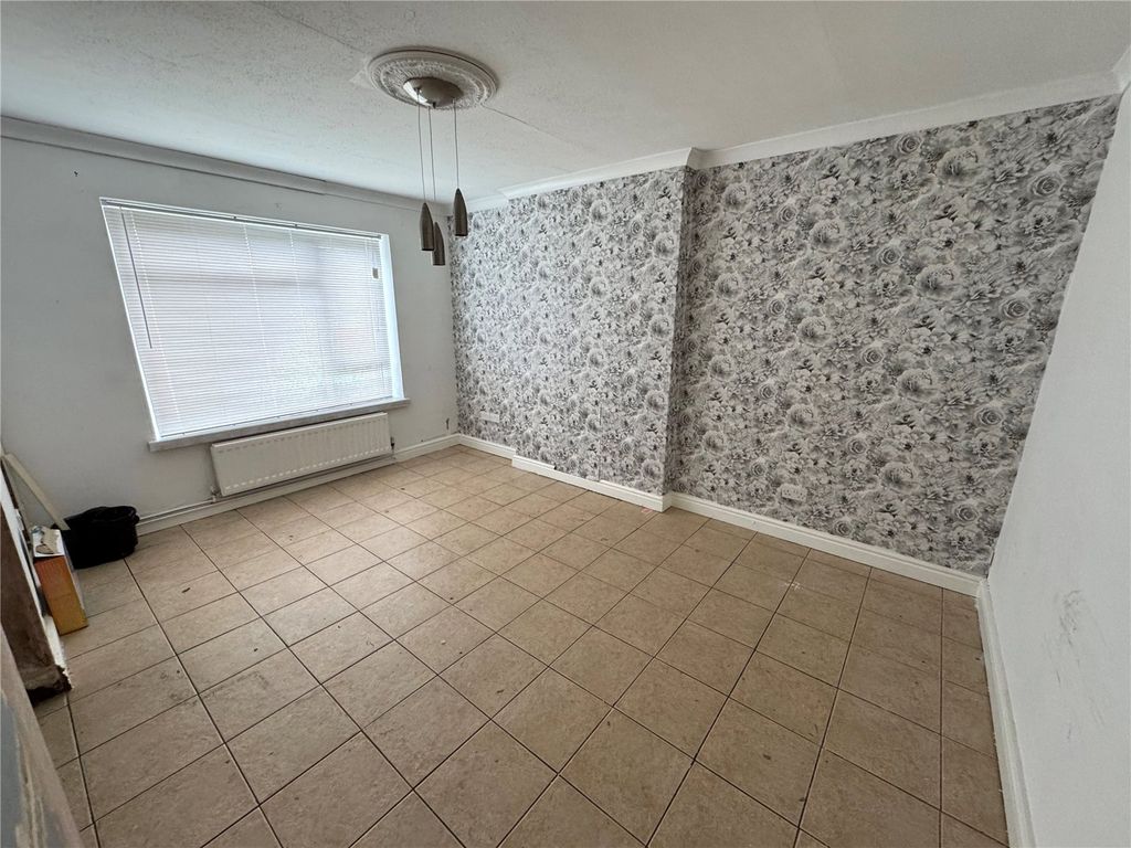 Property photo 3 of 12 Dining Room