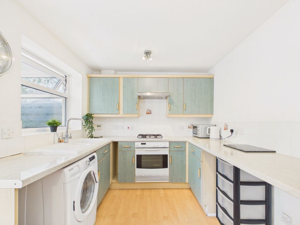 Property photo 3 of 17 4996794
