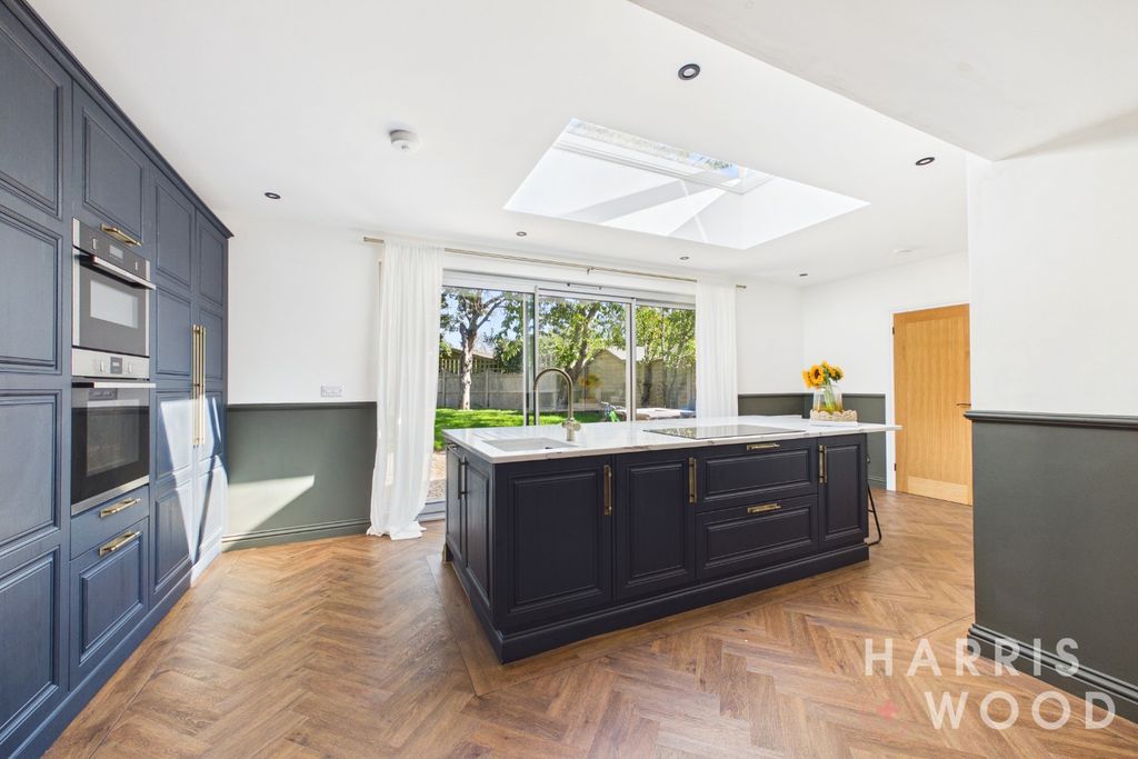Property photo 3 of 32 5500783