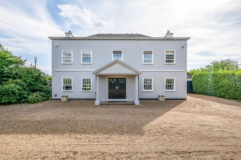 Property photo 1 of 16