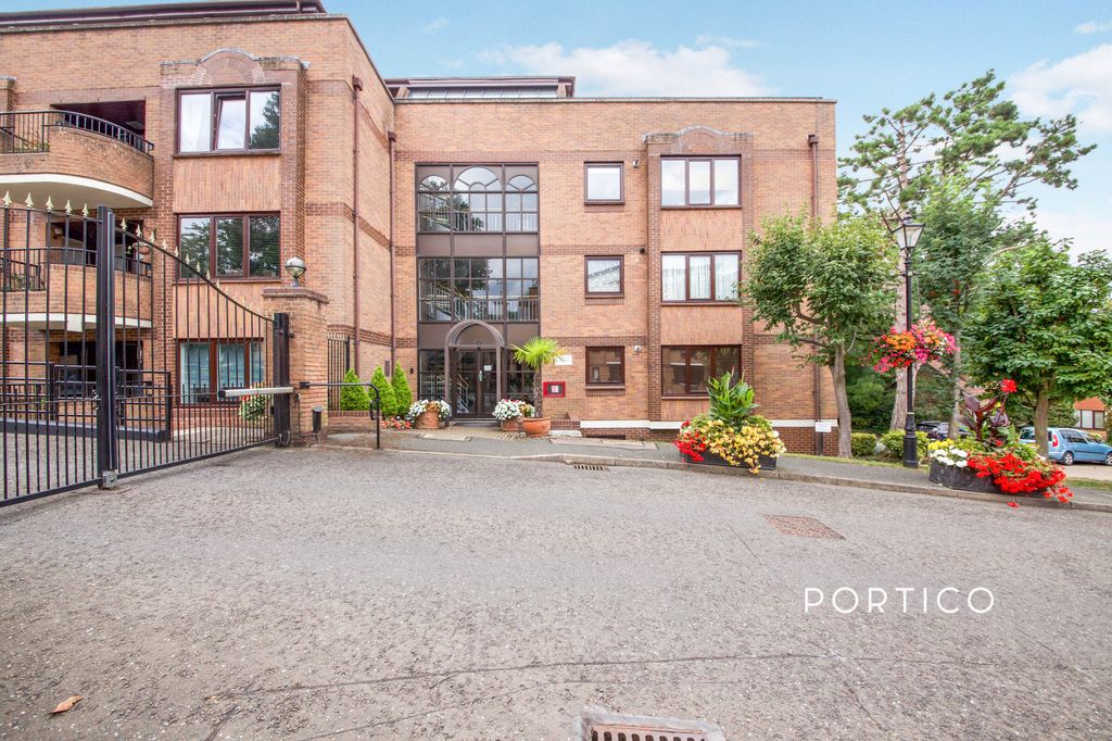 Property photo 1 of 10