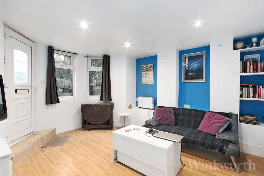 Property photo 2 of 7 Picture No. 23