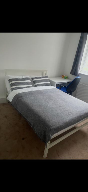 Property photo 1 of 4